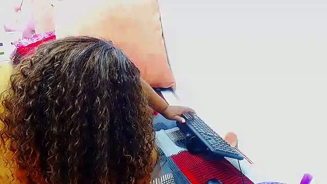 Ebonyhotass26 webcam