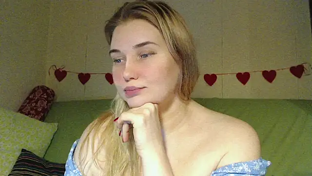 mmmPinUpGirl webcam