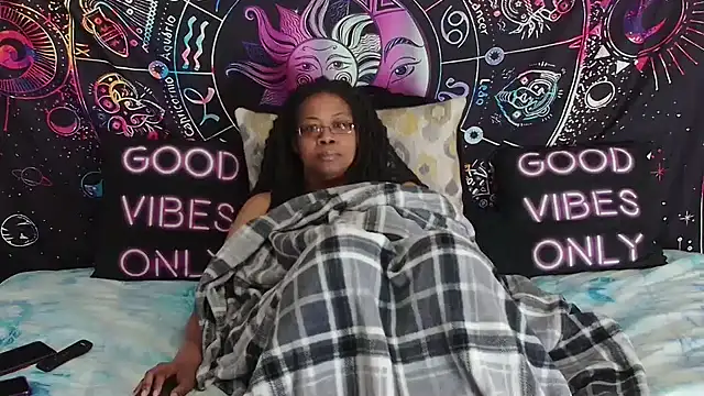 RENAESPLEASUREPALACE webcam