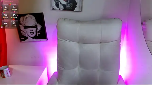 SamanthaRoldaan webcam