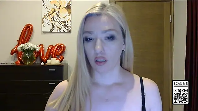 Wild_Silk_Desire webcam