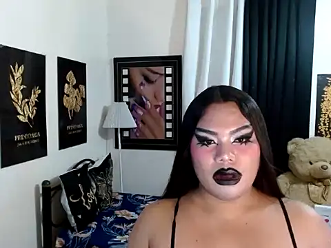 TSbrianaHugeCock webcam