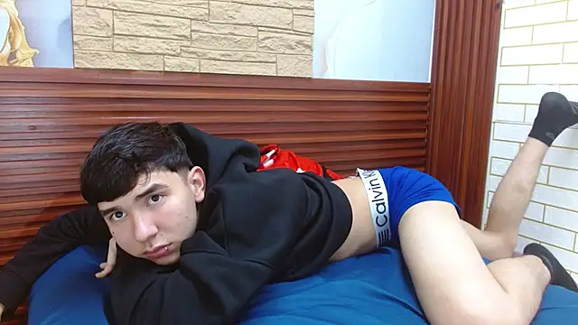 massimoferrera303av webcam