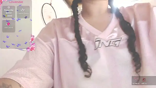 dollysweettt666 webcam