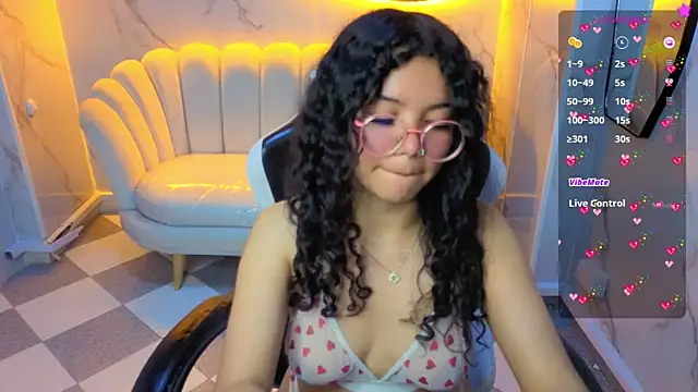 victoria_castillo_b webcam