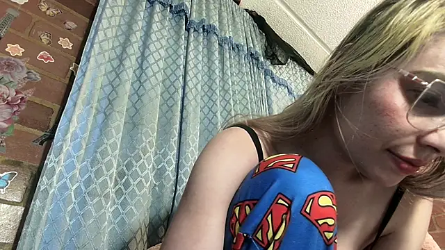 ValeriaLacrozee webcam