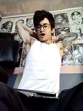 Loggan_donnelly webcam