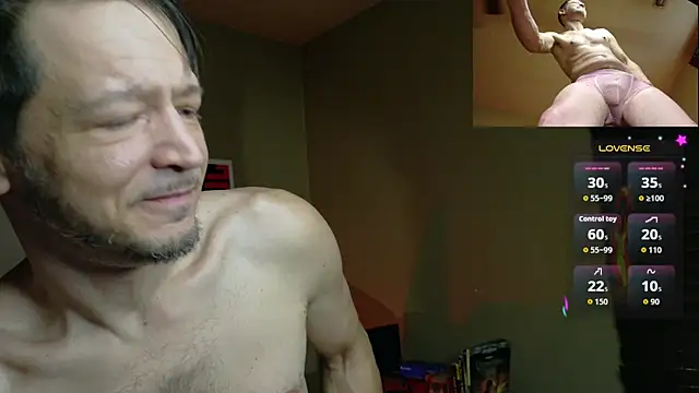 MasterForgedRayy webcam