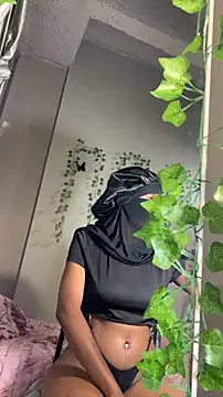 StrawberryXpeach webcam