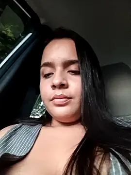 Julieth_hot-69 webcam