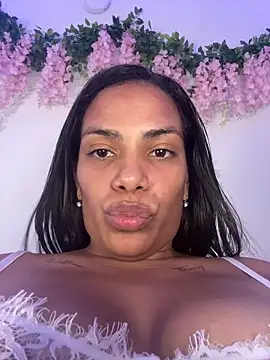 ArielleMillerr- webcam