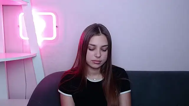 MilanaAngelAs webcam