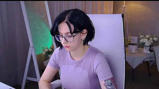 ElenaSomerhalder webcam