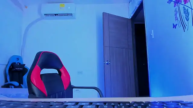 lunastar02 - Lunastar02's free webcam