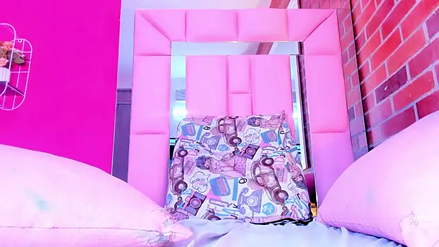 Baby_doll_XOXO webcam