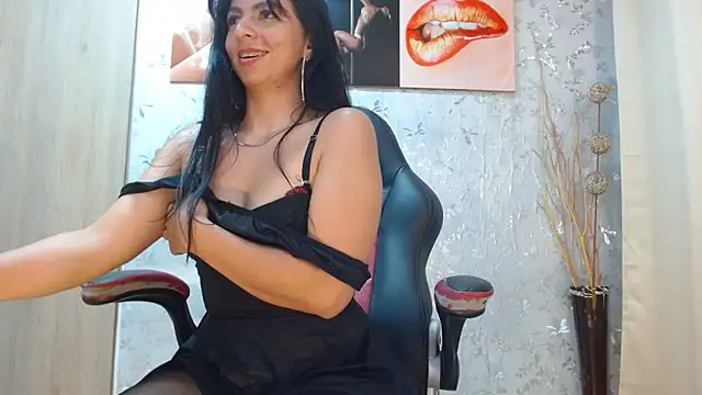 PaulinaRubio_ webcam