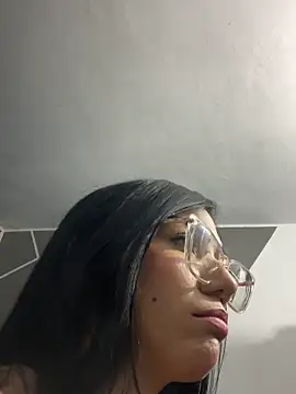 ElaRose_12 webcam