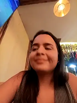 Julieth_hot-69 webcam