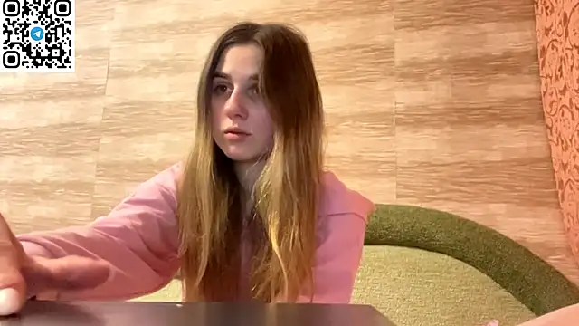 LovelySilk_63 webcam