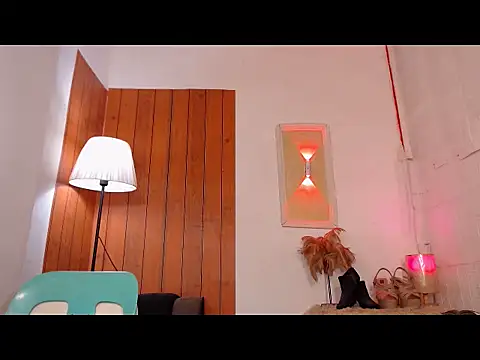 PrettyHotHugeCOCK webcam