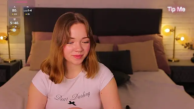 kiss_moon - Kiss_Moon's free webcam