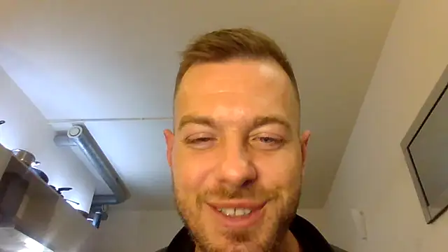 cheekycherryx webcam