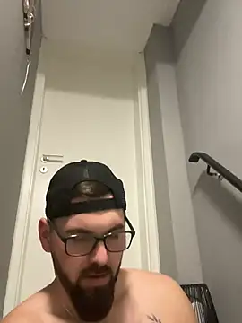 xxxsharkexxx on FreeCamNet