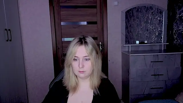 Kristy-Max webcam