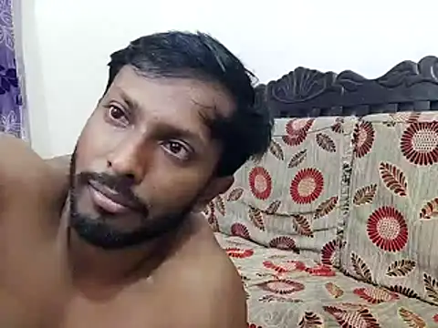 Hunky_Ariyaan webcam