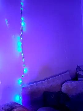 iamlalamilano webcam