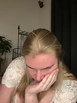 SexyBlondJoanna webcam