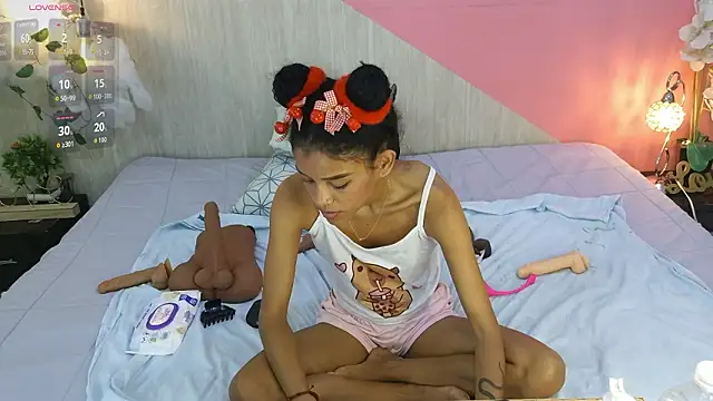 adisson_petite1 webcam