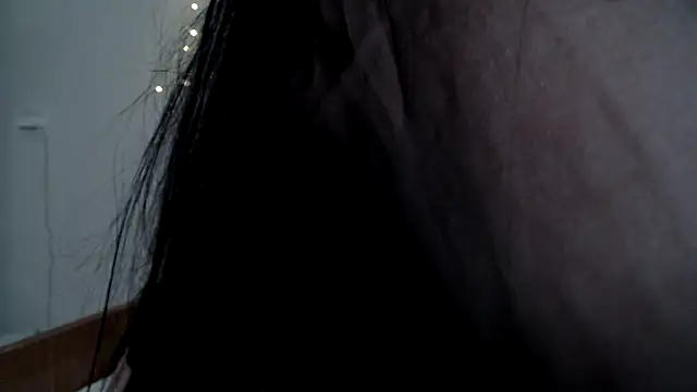 GothicKiraVex webcam