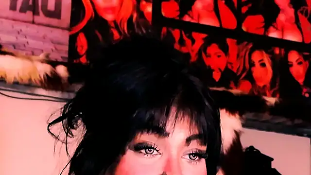 indian_dreamgirl webcam