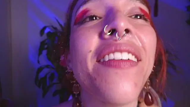 bri_von_dhara__ webcam