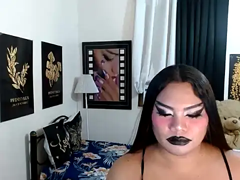 TSbrianaHugeCock webcam