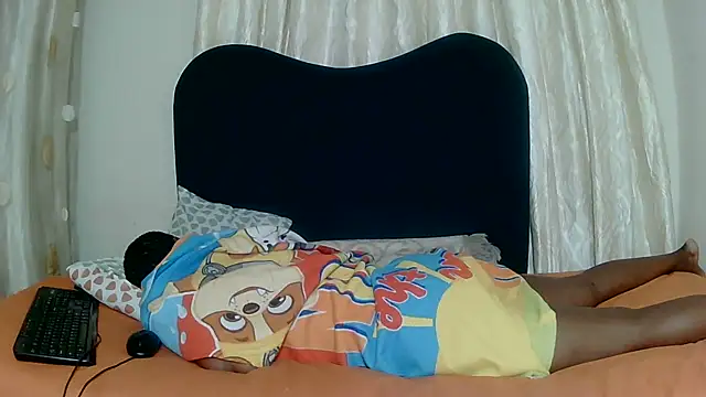 Exotic_FreakyQueen webcam