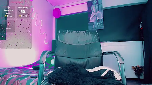 Kendall_hornyy webcam