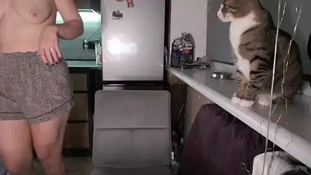 delightful_sofi webcam