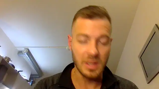 cheekycherryx webcam