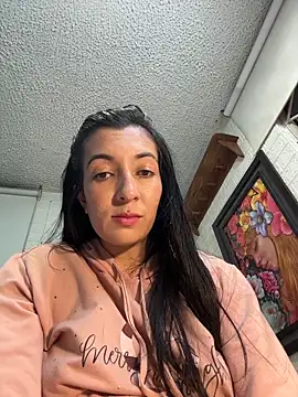 salome_korland - SALOME_KORLAND's free webcam - UK Sex Cams