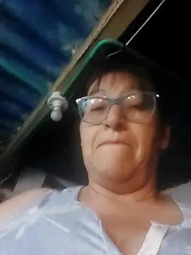 clarita_01 - Clarita_01's free webcam - UK Sex Cams