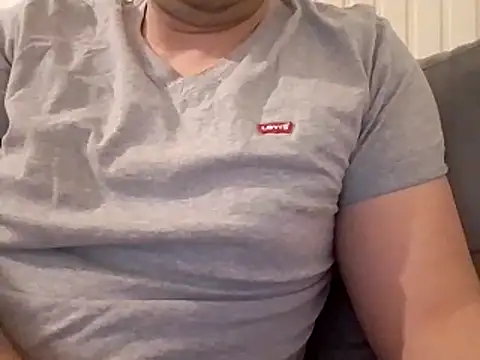 adeuxminu - Adeuxminu's free webcam