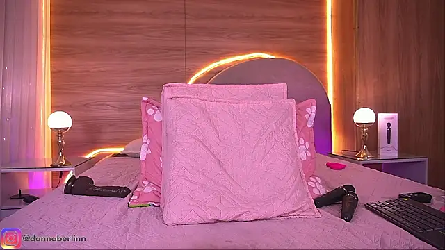 danna_berlin_ webcam