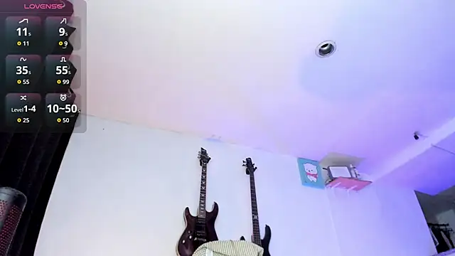 lilpervertgirl webcam