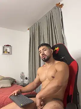 Ezzio_Scolaro webcam