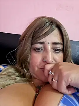 AlexadraJones3453 webcam