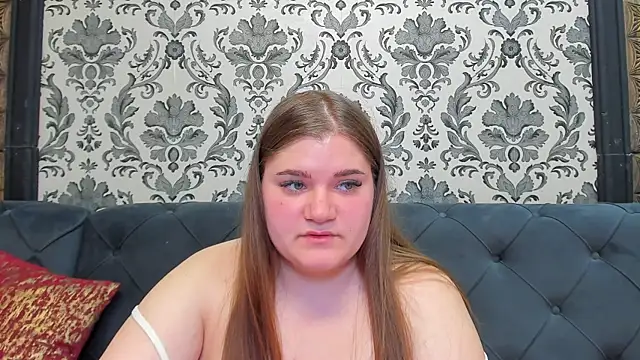 LissaBigTitts webcam