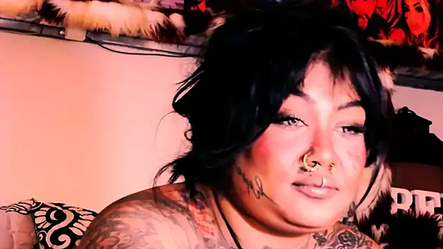 indian_dreamgirl webcam