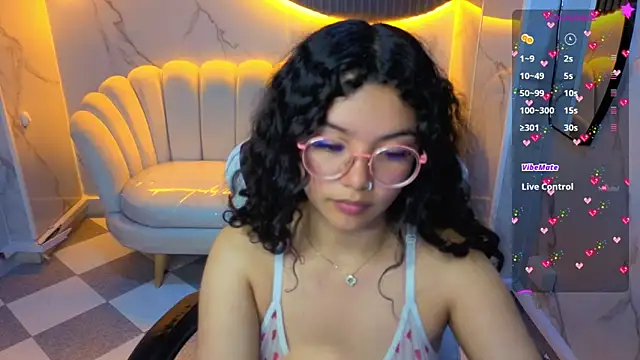 victoria_castillo_b webcam